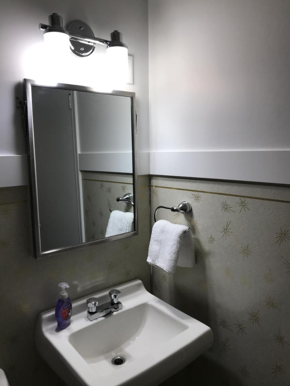 Oreland Motel 플린플론 외부 사진
